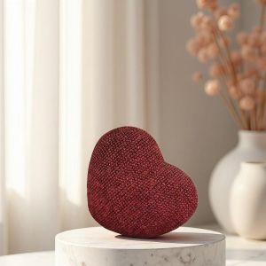 ФИГУРКА ЧЕРВЕНО СЪРЦЕ - ЛЮБОВ БЕЗЦЕННА