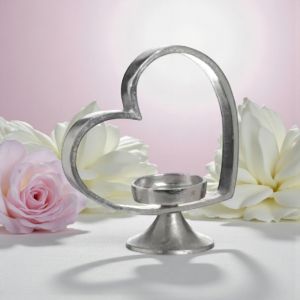 Свещник сърце от метал 21 см 