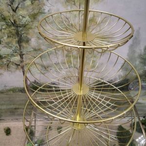 ПОДНОС  НА ТРИ НИВА - ЗЛАТНА КЛЕТКА