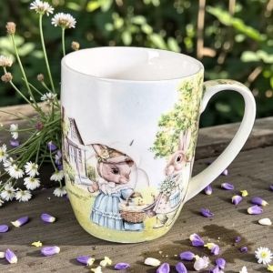 ПОРЦЕЛАНОВА ЧАША В ПОДАРЪЧНА КУТИЯ - ВЕЛИКДЕНСКИ УСМИВКИ