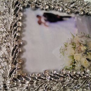 СВАТБЕНА РАМКА С КАМЪНИ - НЕЗАБРАВИМИЯТ ДЕН