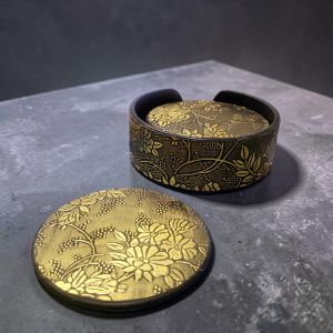 ПОДЛОЖКИ ЗА ЧАШИ КОМПЛЕКТ ОТ 6 броя КРЪГЛИ - ЗЛАТНИ ОТЛЯСЪЦИ